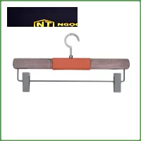 MÓC ÁO HMQ-1 tại Phú Mỹ